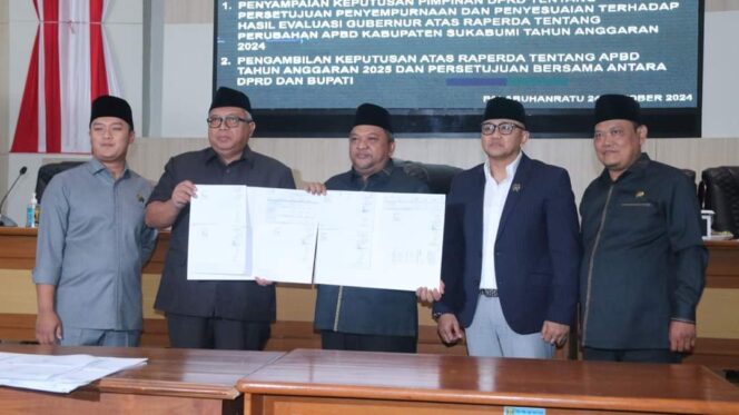 
 DPRD Kabupaten Sukabumi Sepakati Perubahan APBD 2024 dan Bahas APBD 2025