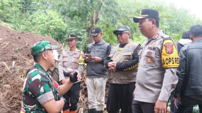 
 Tanah Longsor di Cimapag Simpenan, Bupati Marwan: Tidak Pengaruhi Pariwisata Geopark Ciletuh