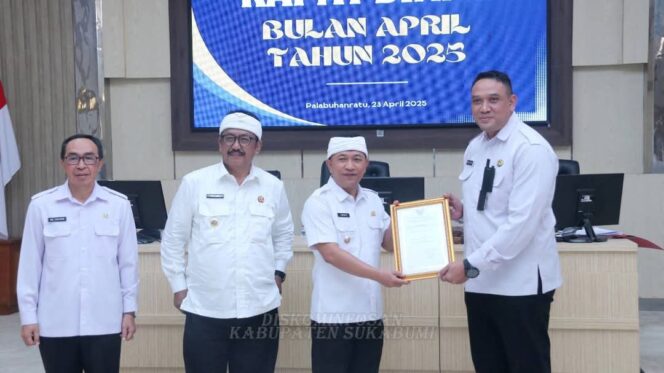 
 Rapat Dinas: Bupati Sukabumi Tekankan Sinergitas dan Kinerja Optimal untuk Sukabumi Mubarakah