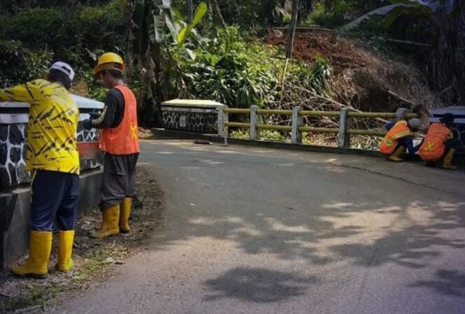 
 Dinas PU Kabupaten Sukabumi Tingkatkan Pemeliharaan Infrastruktur Jembatan di Ruas Ubrug–Kubang Warungkiara