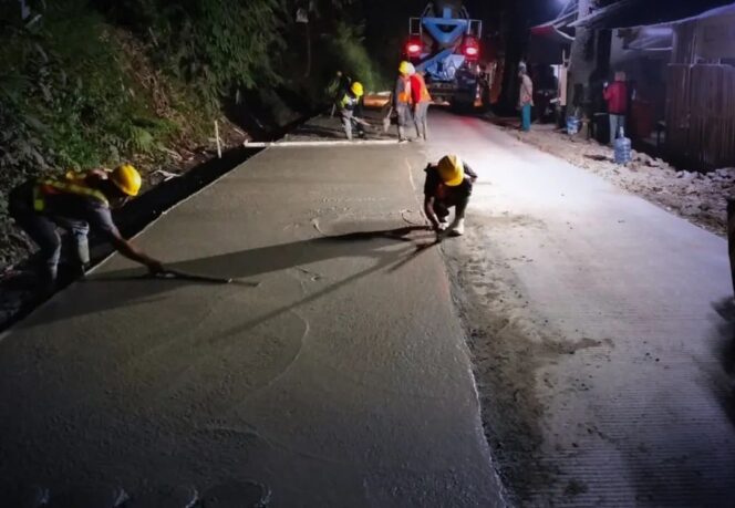 
 Dinas PU Kabupaten Sukabumi Tingkatkan Kualitas Jalan Nagrak-Cibadak dengan Rekonstruksi Beton
