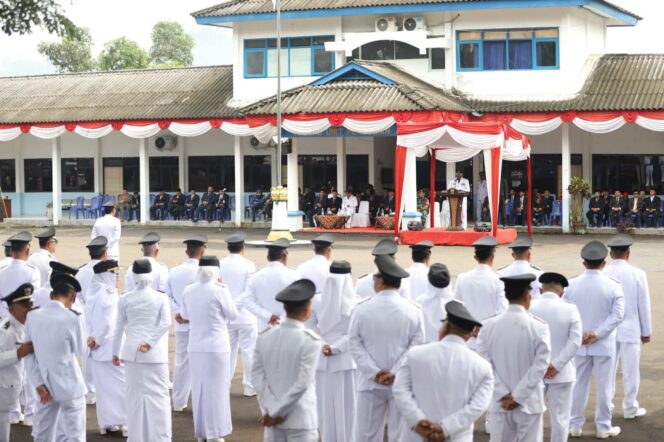 
 HUT OTDA KE-30: BUPATI AJAK MASYARAKAT TERTIB PAJAK DUKUNG KEMANDIRIAN FISKAL