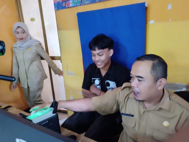 
 Kebijakan WFH Tak Ganggu Layanan, Disdukcapil Palabuhanratu Tetap Berjalan Normal