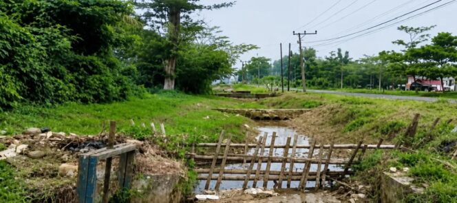 
 DINAS PU KABUPATEN SUKABUMI PERBAHARUI RENCANA TEKNIS IRIGASI CIMELUK, SIAP DIUSULKAN DALAM ANGGARAN INPRES 2026