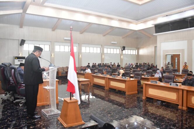 
 Persetujuan Bersama Raperda Pertanggungjawaban APBD 2025: Langkah Kunci Perkuat Akuntabilitas dan Transparansi