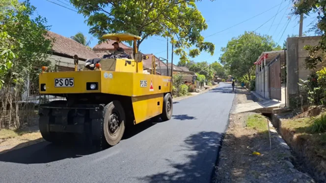 
 JALAN MARELENG–CIRACAP SEPANJANG 590 METER TELAH DIPERBAIKI, AKSES WALURAN–CIRACAP KINI SEMAKIN LANCAR
